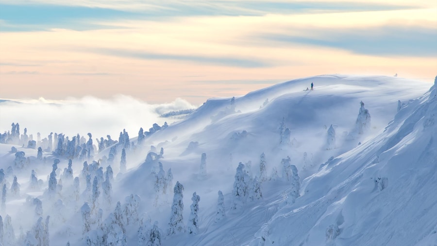 Kvitfjell Ski Resort showing mountains, landscape views and mist or fog
