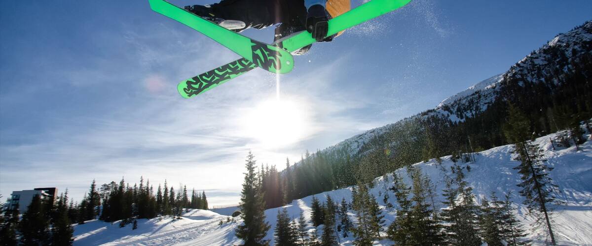 Kvitfjell showing snow and snow skiing