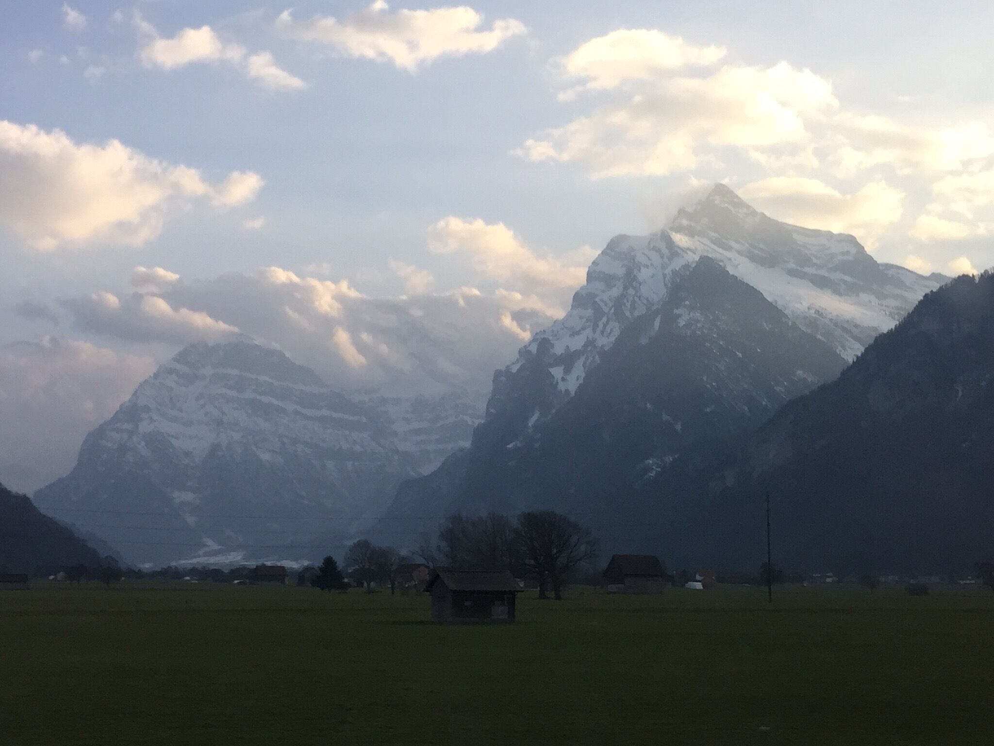 On the road between Innsbrook & Lucerne