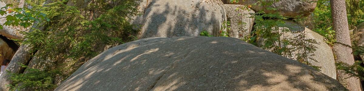 Giant rock boulders along the path in the Luisenburg rock labyrinth