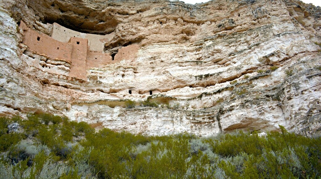 Entry fee was $10 per PERSON (usually park fees go by vehicle so keep that in mind if you're on a tight budget). Read up on the history before you go--it'll make your time there more worth it! Pretty sight.
More on http://www.ajauntwithjoy.com