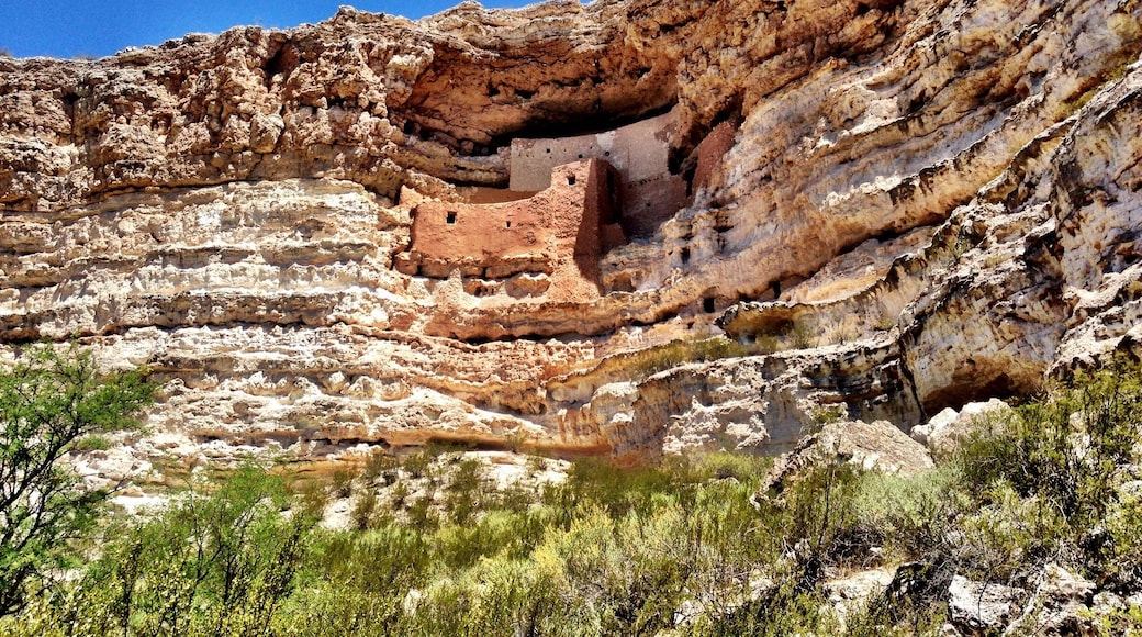 Montezuma Castle, the best preserved cliff dwellings in the United States! It was so hot down there but pretty interesting.