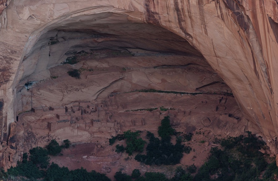 So I drove through the night, to get here before sunrise. Unfortunately the trail is closed until the visitor center is open, which was after sunrise. I was able to race down the trail and see why some 120-200 Navajo called this home at one point. It is perfectly placed to get shade through morning and a spring is nearby.
