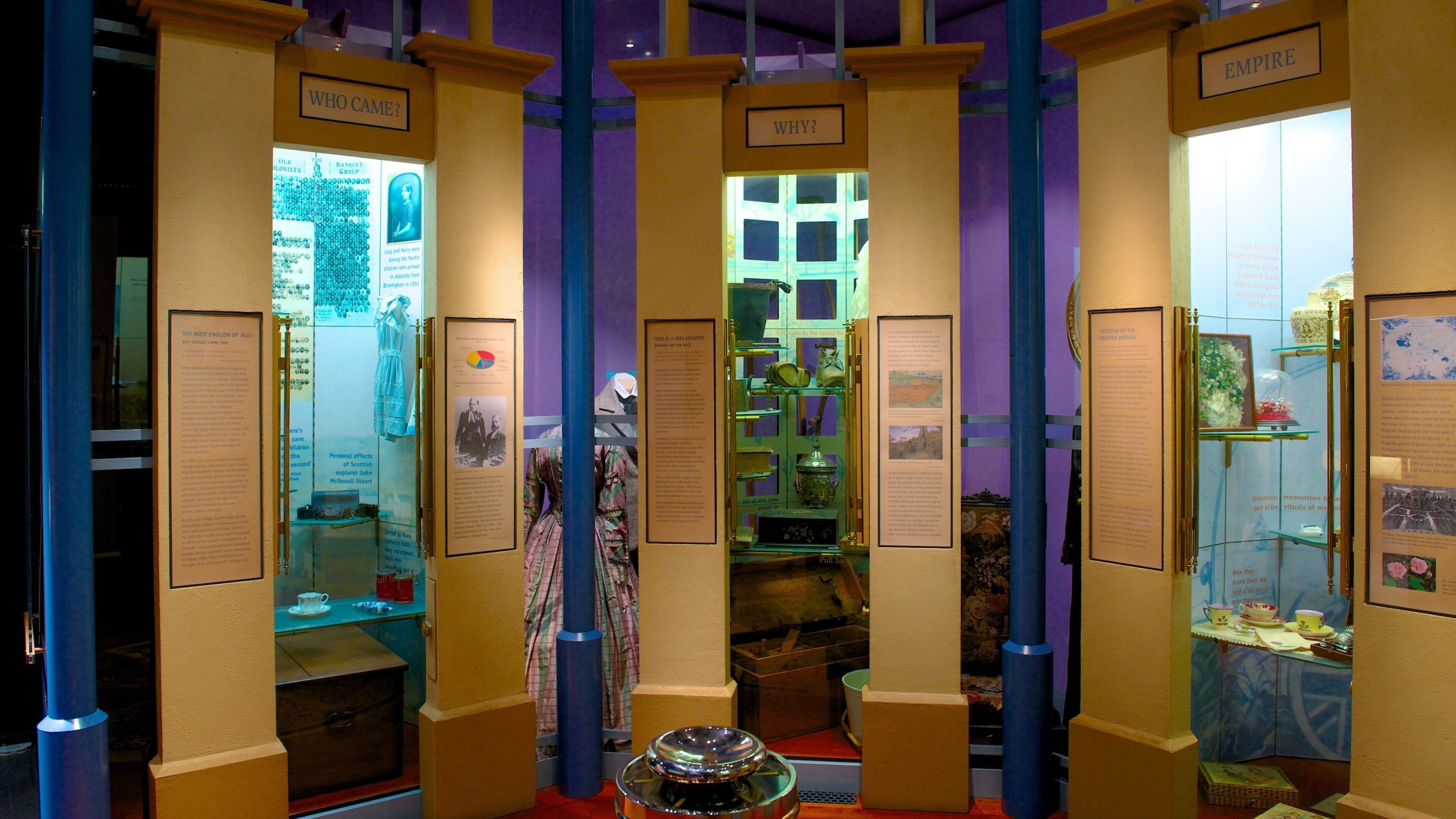 Migration Museum showing interior views