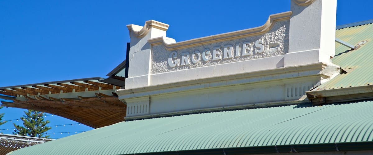Henley Beach which includes signage