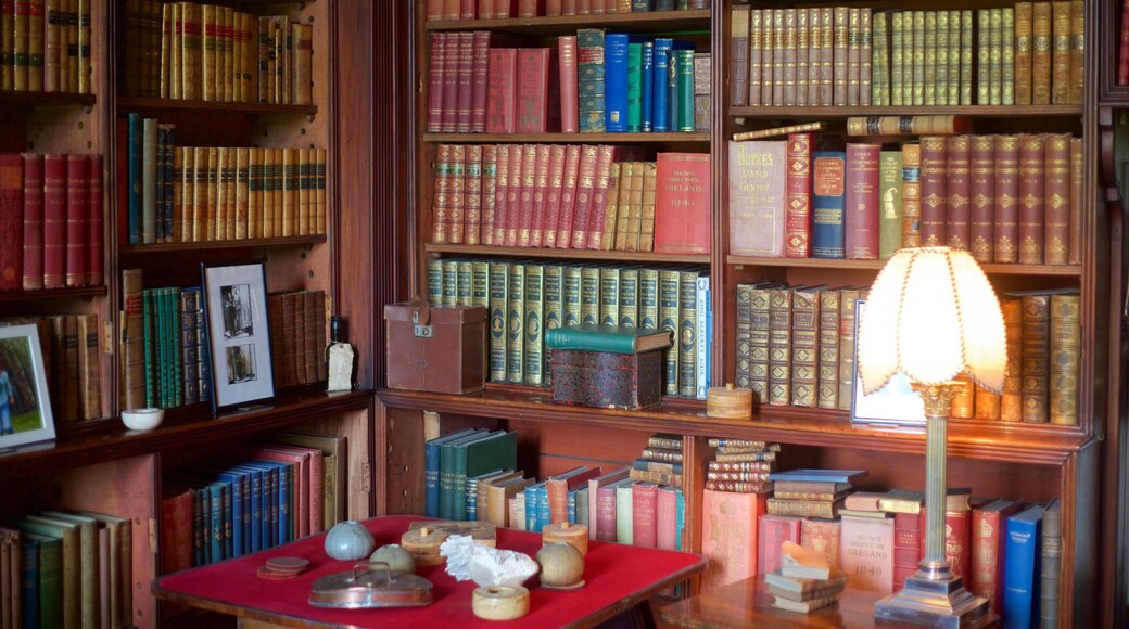 Westport House qui includes patrimoine historique, vues intérieures et château