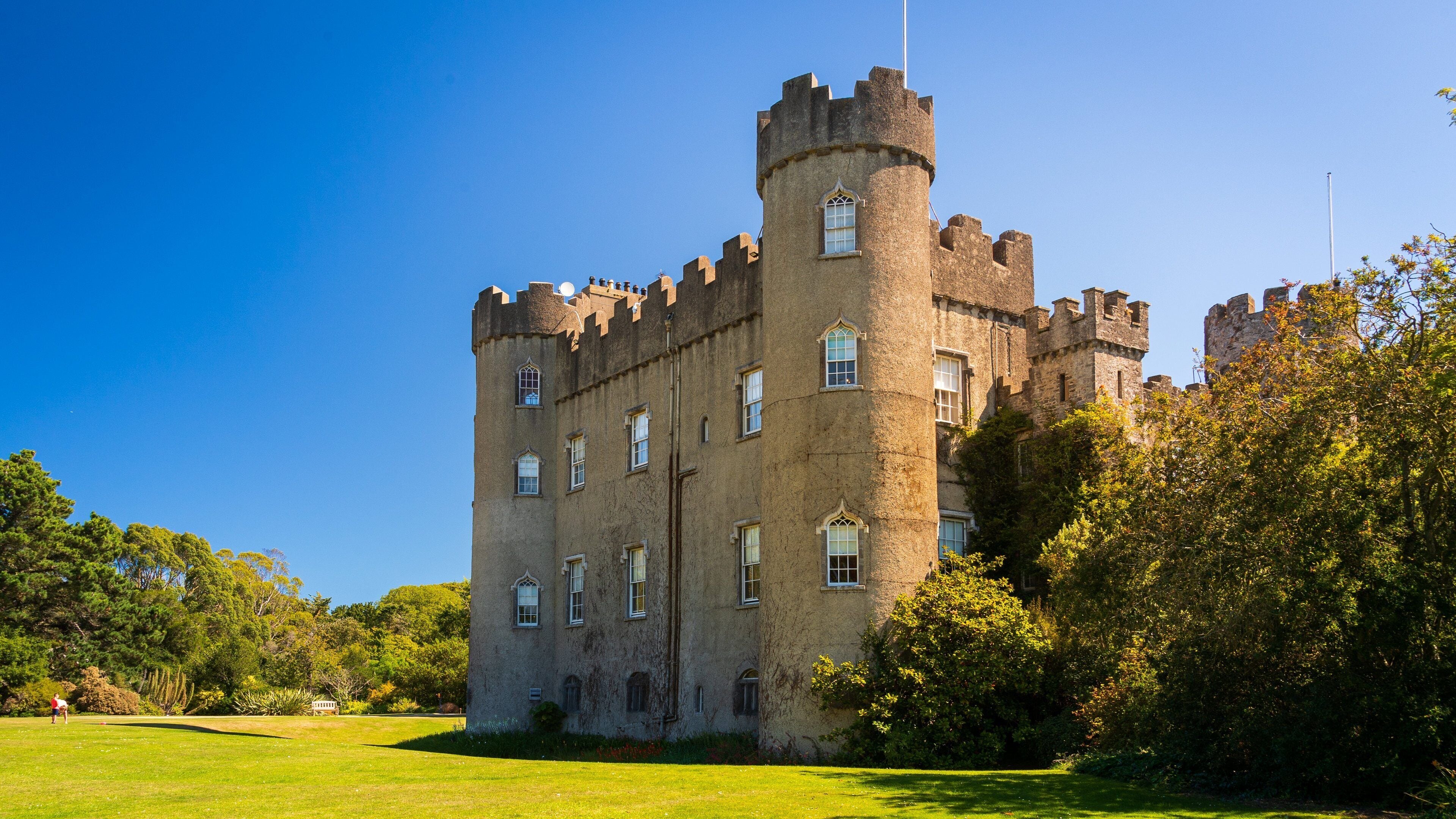 Malahide Castle which includes heritage architecture and a castle
