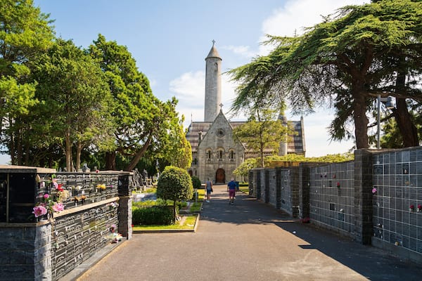 Glasnevin Cemetery which includes a church or cathedral and heritage architecture