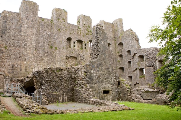 Oxwich Castle das einen historische Architektur, Geschichtliches und Gebäuderuinen