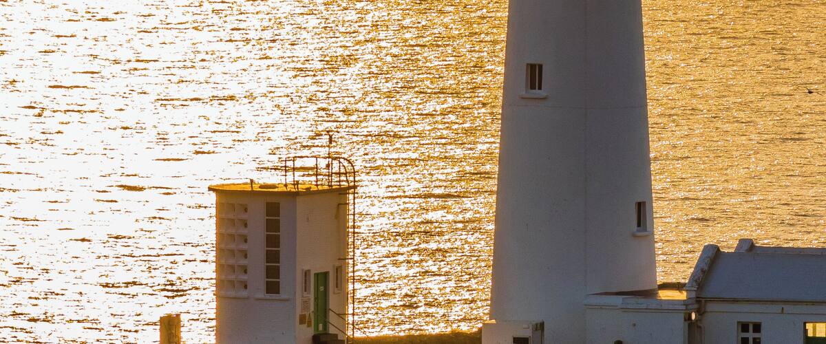 A shot taken of South Stacks Lighthouse, Anglesea, N.Wales whilst waiting for the sun to set. Unfortunately this is as good as it got.