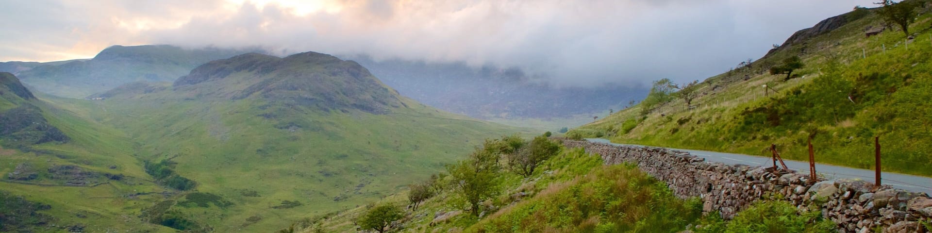 Yr Wyddfa featuring farmland