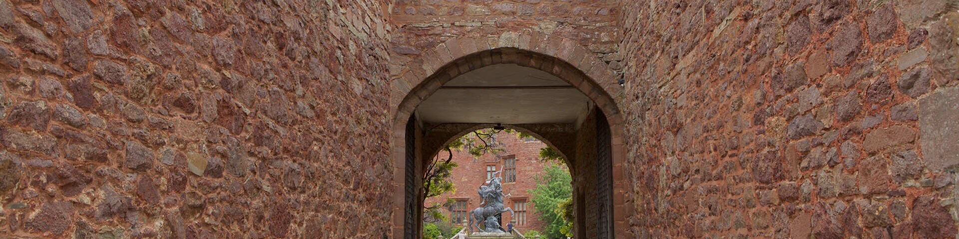 Powis Castle and Garden showing heritage architecture, heritage elements and a castle