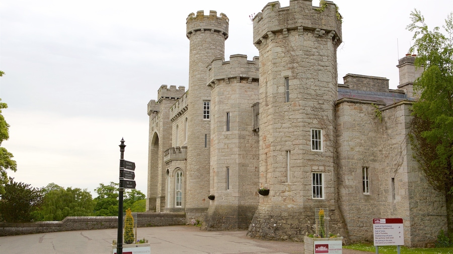 Bodelwyddan Castle showing chateau or palace and heritage elements