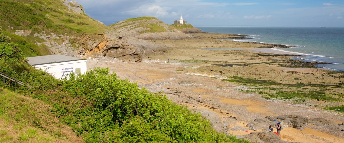 Bracelet Bay Beach welches beinhaltet Felsküste und allgemeine Küstenansicht