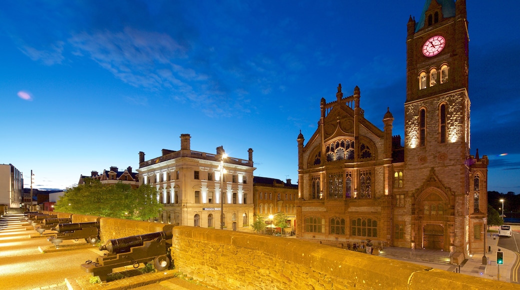 Guildhall which includes heritage architecture, a church or cathedral and night scenes