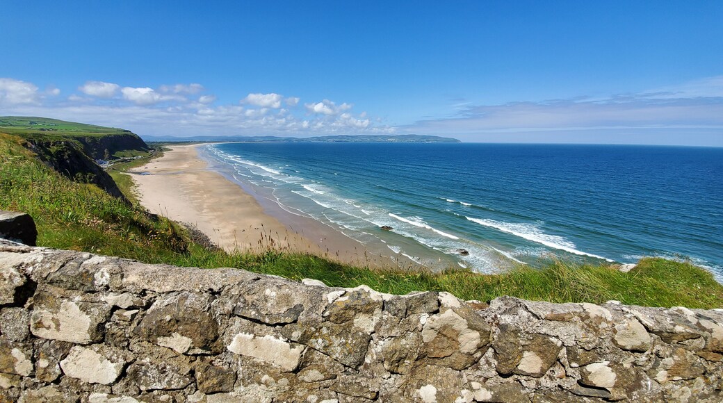 Amazing views of Downhill beach and the dramatic cliffs of the north Irish coast from Mussenden Temple. Tip: if you are driving yourself I'd recommend you park at the lions gate rather than bishop's gate. It's less crowded and a more scenic walk to the temple itself. For those game of thrones fans out there, Downhill Beach was where Melisandre burned effigies with Stannis for the lord of light in season 2. #LifeAtExpedia #GoT