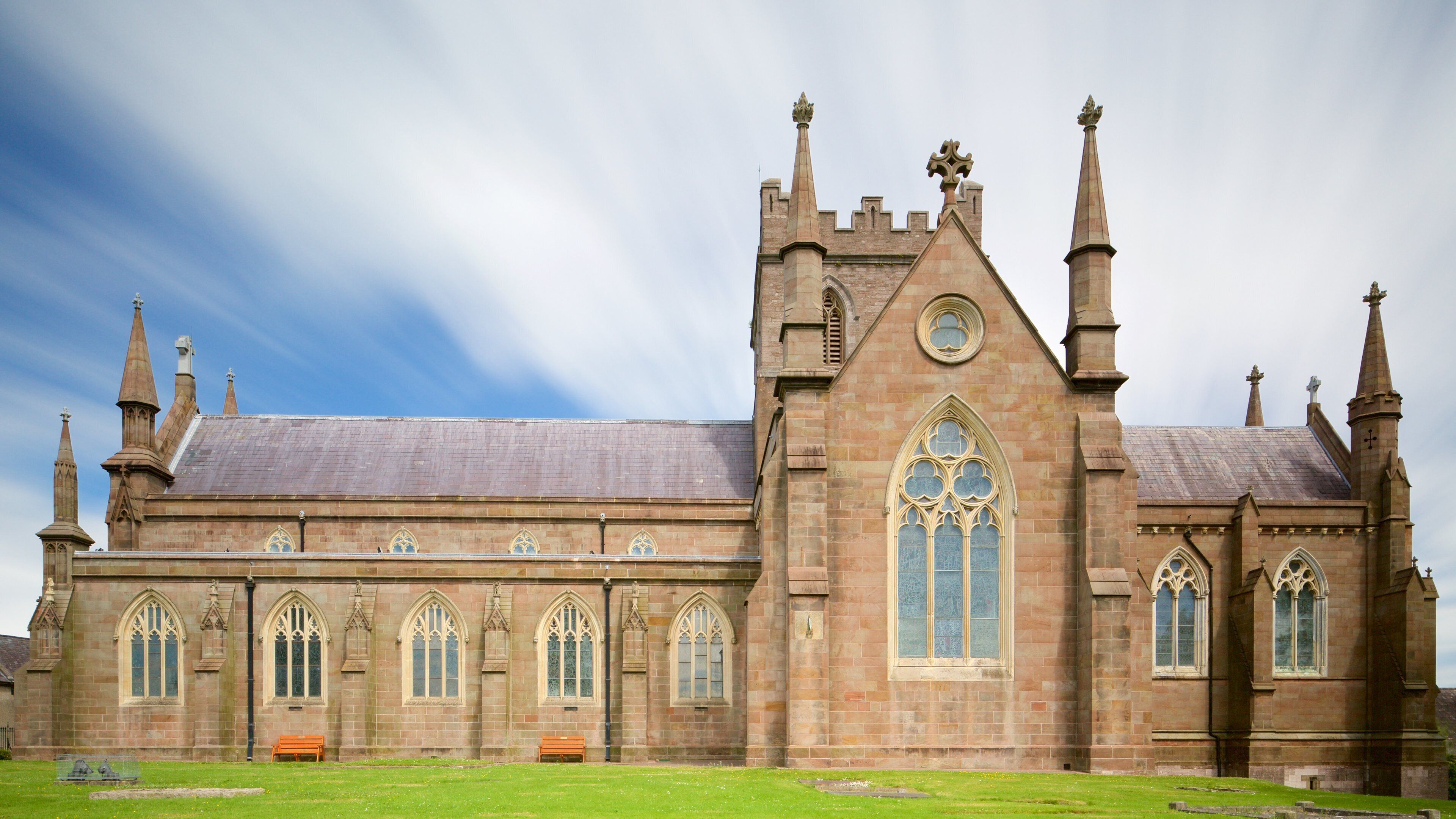 Armagh featuring heritage elements, a church or cathedral and heritage architecture