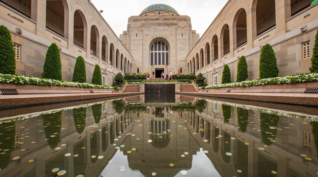 Australian War Memorial showing a pond and heritage architecture
