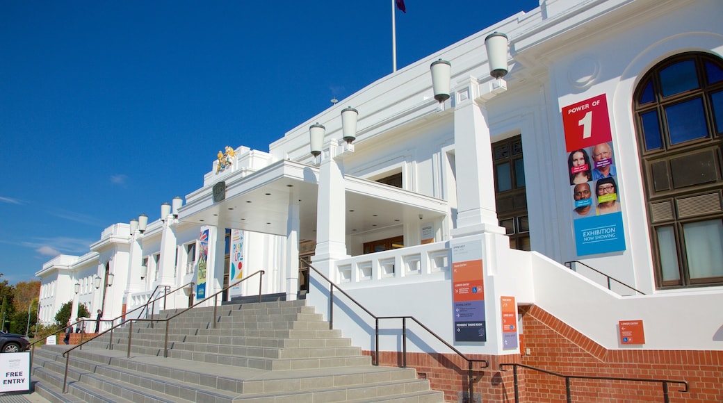 Old Parliament House showing an administrative buidling