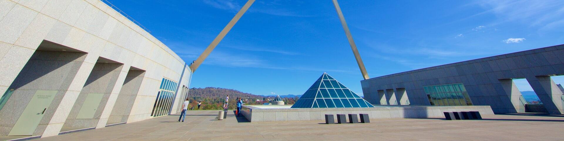Parliament House showing an administrative buidling