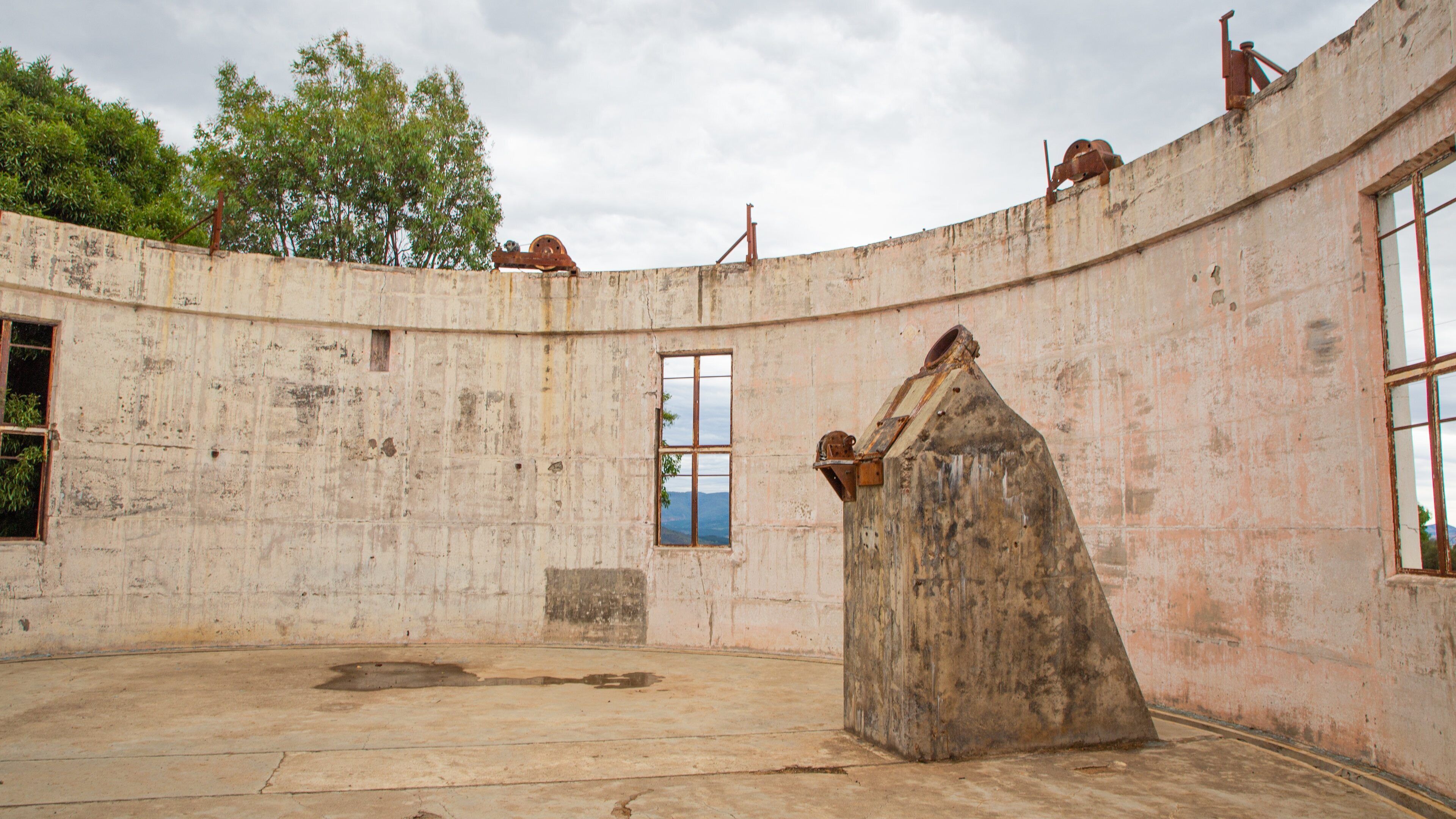 Mount Stromlo Observatory featuring heritage elements