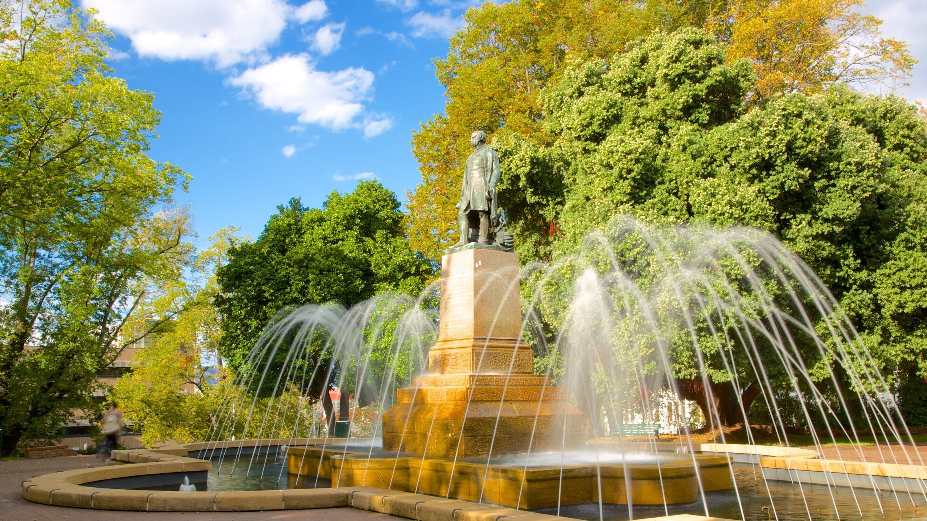 Franklin Square som inkluderer torg eller plass og fjell