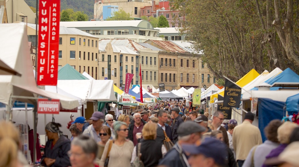 Salamanca Place featuring a city, street scenes and markets