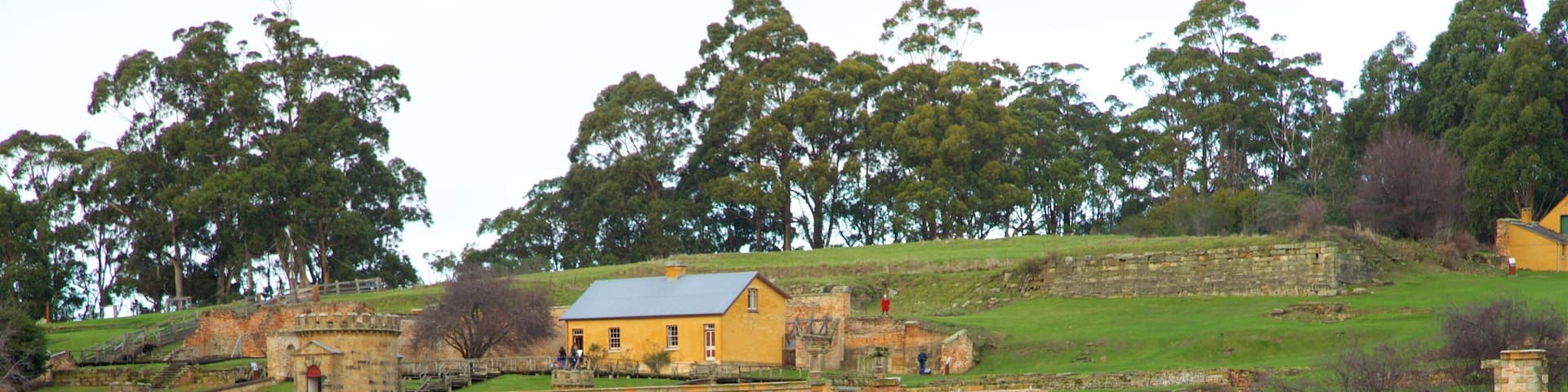 Port Arthur Historic Site featuring building ruins, heritage elements and chateau or palace