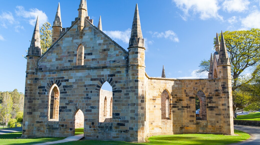 Port Arthur Building