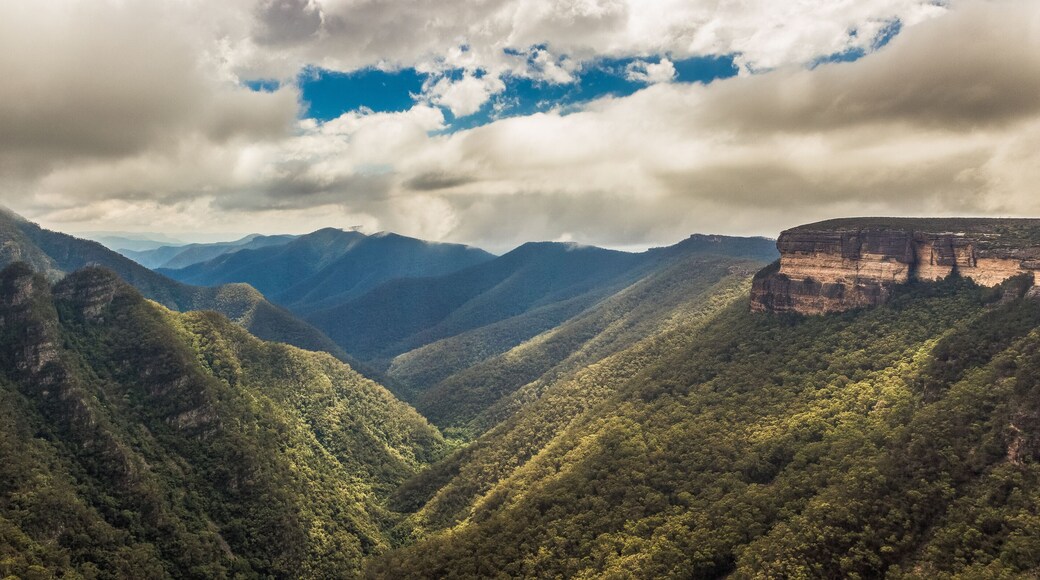 Panorama view of the Kanangra Walls, Kanangra-Boyd National Park, Australia