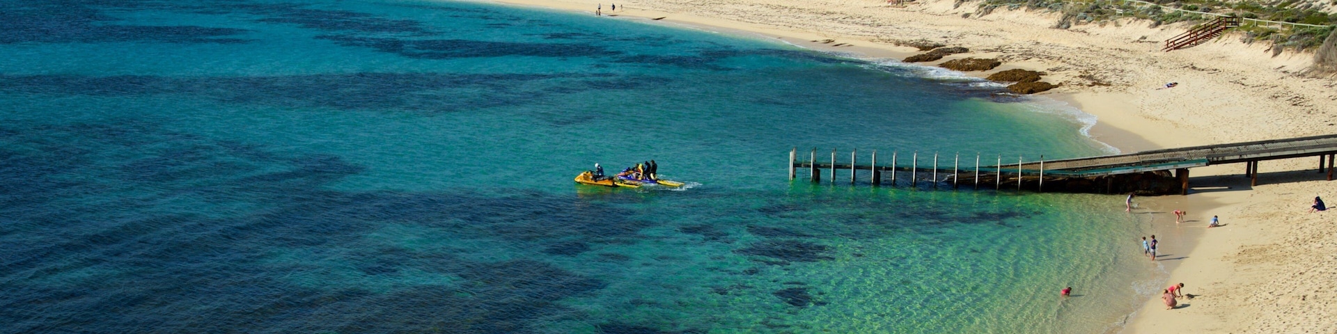 Australia Occidental mostrando vista general a la costa, jet ski y una playa