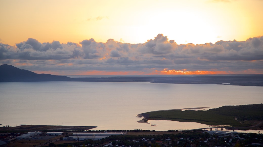 Castle Hill showing general coastal views, landscape views and a sunset