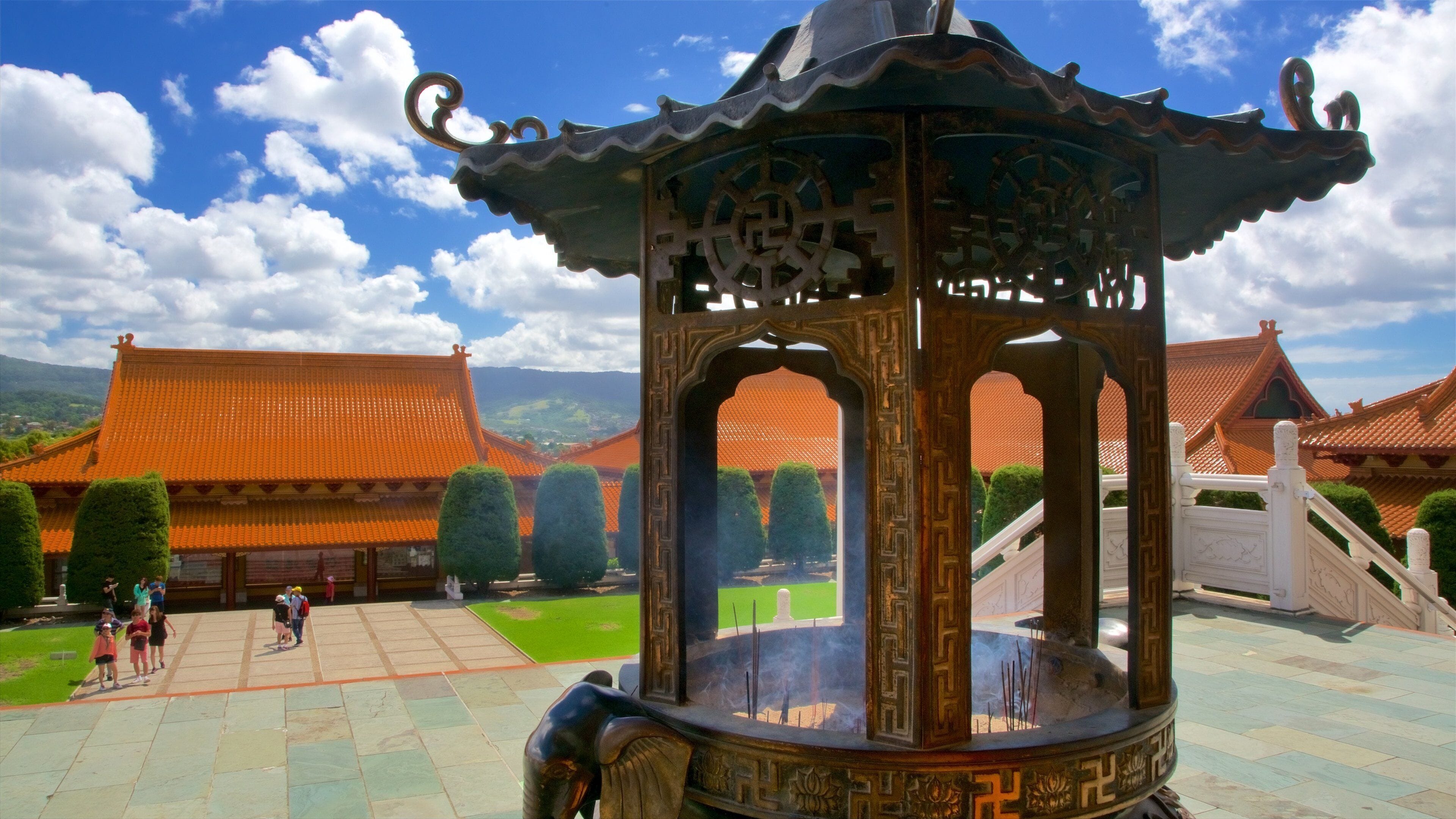 Nan Tien Temple featuring a temple or place of worship