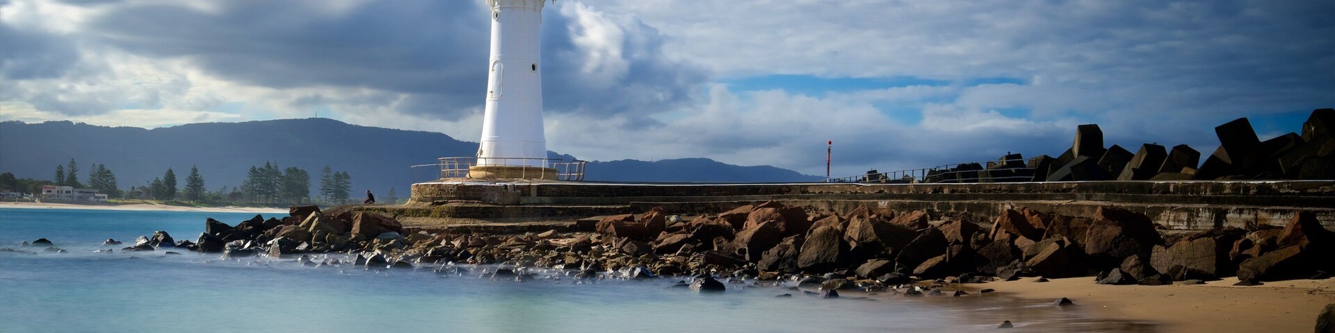 Flagstaff Hill Fort mit einem Strand und Leuchtturm