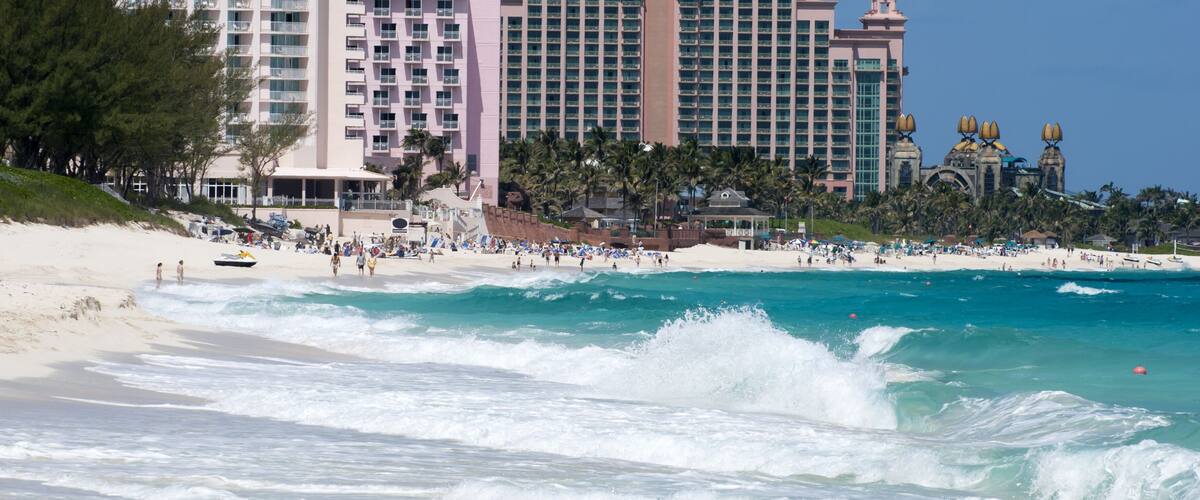 Paradise Island Cabbage Beach Waves