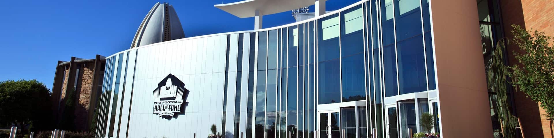 Pro Football Hall of Fame which includes modern architecture