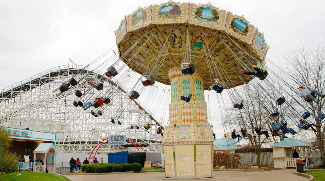 Kings Island featuring rides