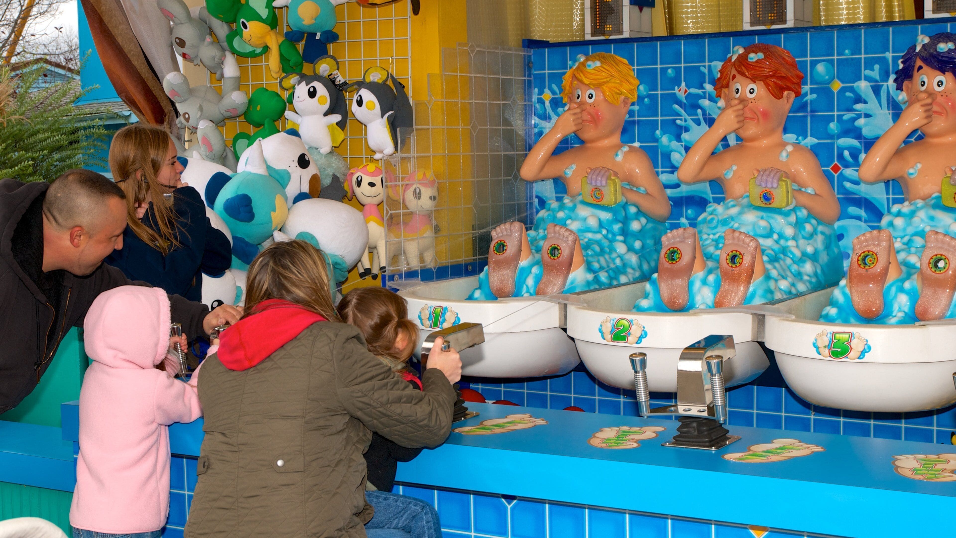 國王島主題樂園 其中包括 內部景觀 以及 家庭