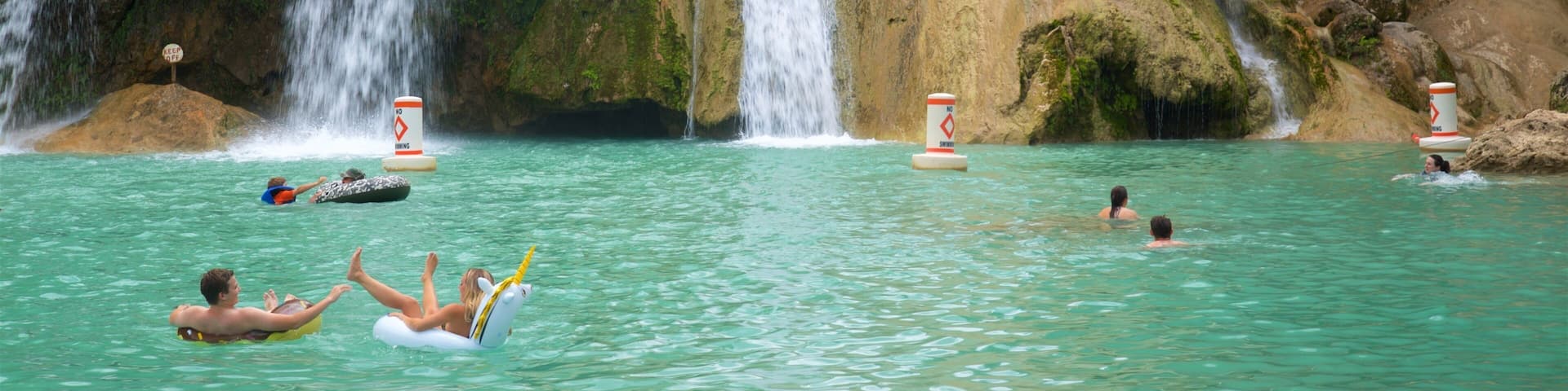 Turner Falls montrant baignade, lac ou étang et cascade