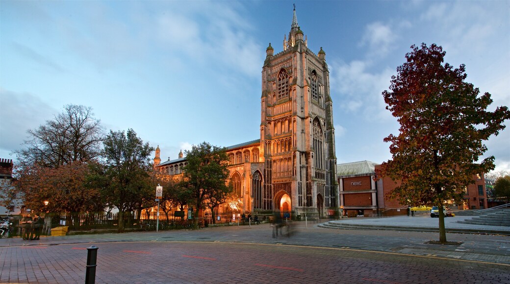 St Peter Mancroft showing night scenes and heritage architecture