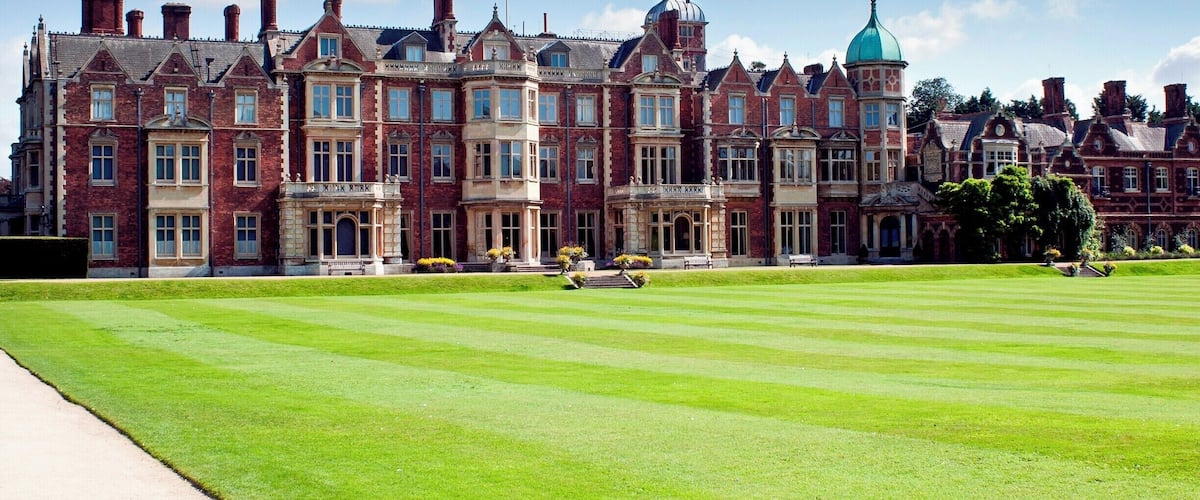 The country residence of the Queen of England. Open house and beautiful gardens when she is not at home, well worth a visit.