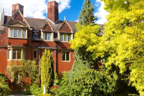 Pembroke College which includes heritage architecture