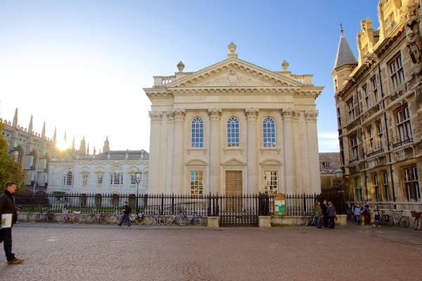 Senate House qui includes patrimoine architectural et patrimoine historique aussi bien que homme