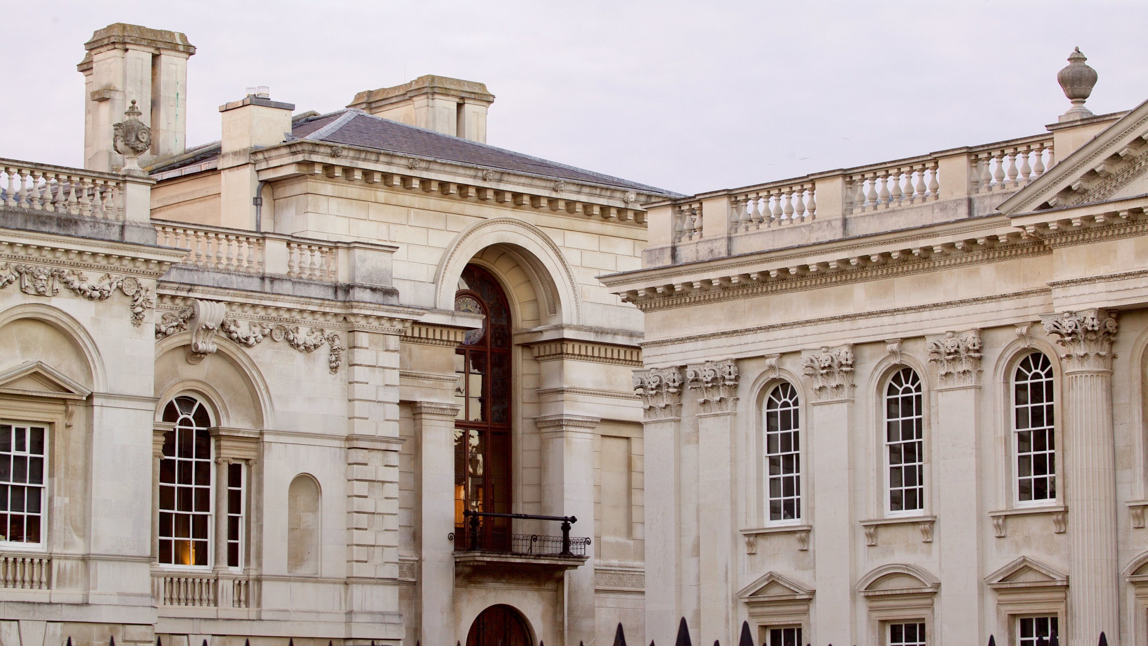 Senate House which includes heritage architecture and heritage elements