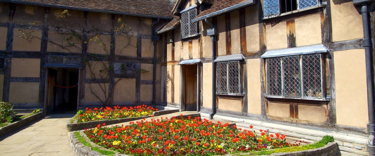 เบอร์มิงแฮม เนื้อเรื่องที่ เมืองหรือหมู่บ้านเล็กๆ