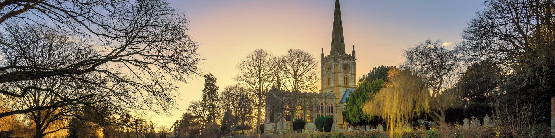 shakespeares burial place holy trinity church stratford-upon-avon warwickshire the midlands england uk. reflections in the river avon.