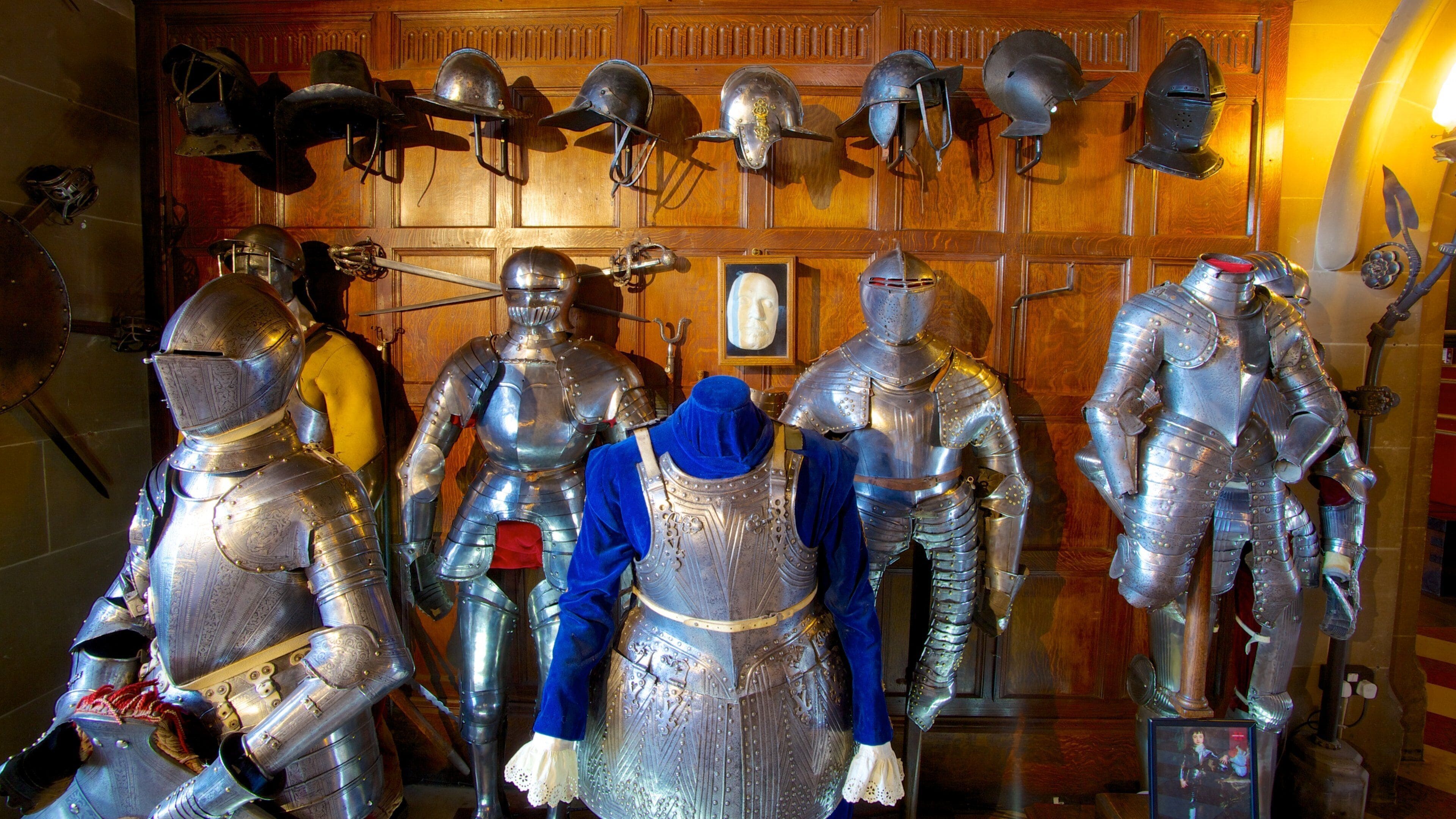 Warwick Castle which includes a castle and interior views