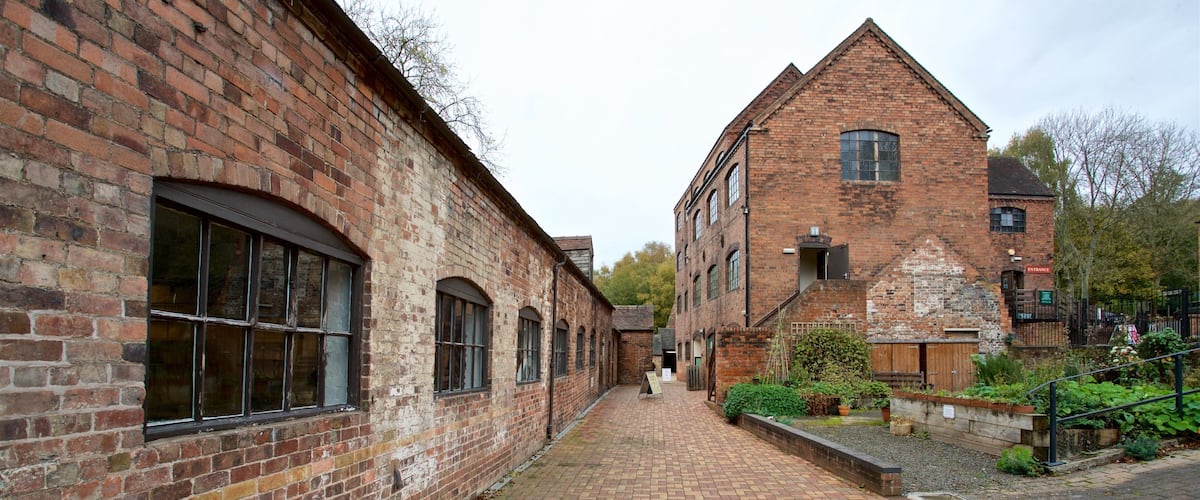 Coalport China Museum caracterizando uma cidade pequena ou vila