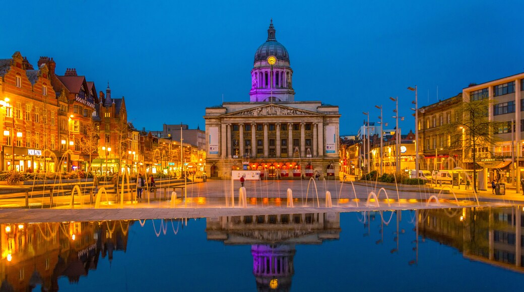 Night view of the town hall in Nottingham, England