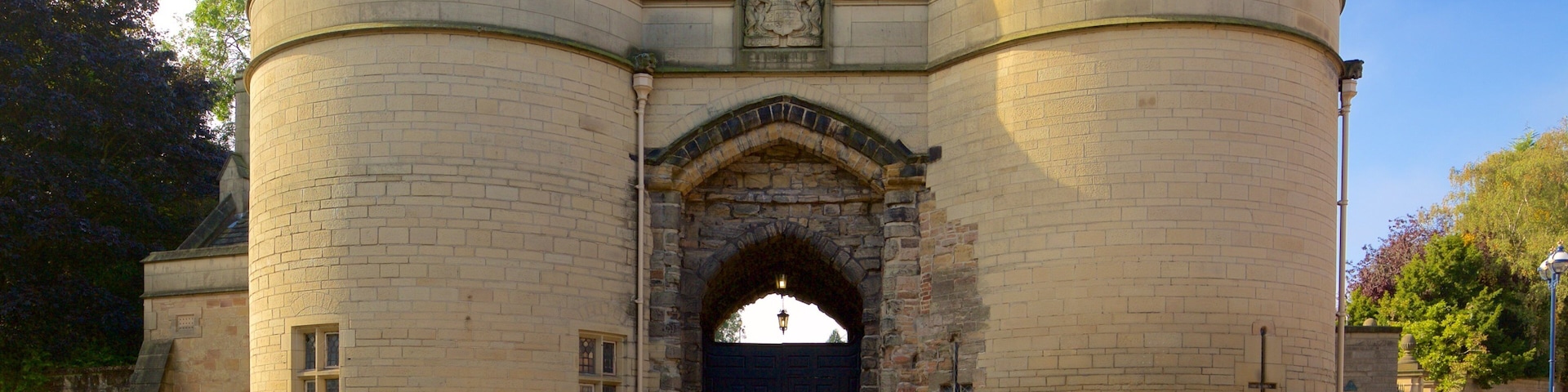 Nottingham Castle que inclui elementos de patrimônio e um castelo